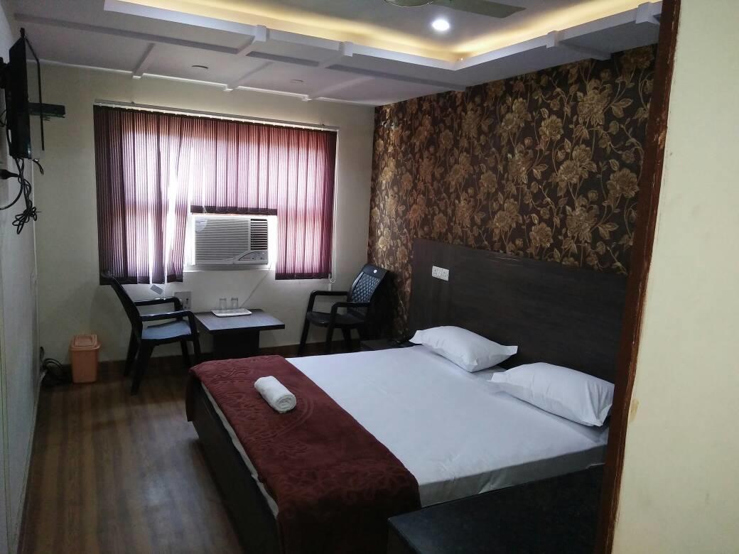 ג'איפור Hotel Mohit Palace מראה חיצוני תמונה